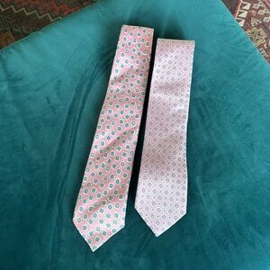 Men’s Necktie Bundle - 1 Jos A Bank Silk Tie, 1 Brooks Brothers Italian Fabric